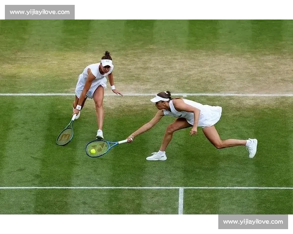 温网百年草地传奇见证网坛巅峰对决与时代更迭荣耀与精神传承史诗